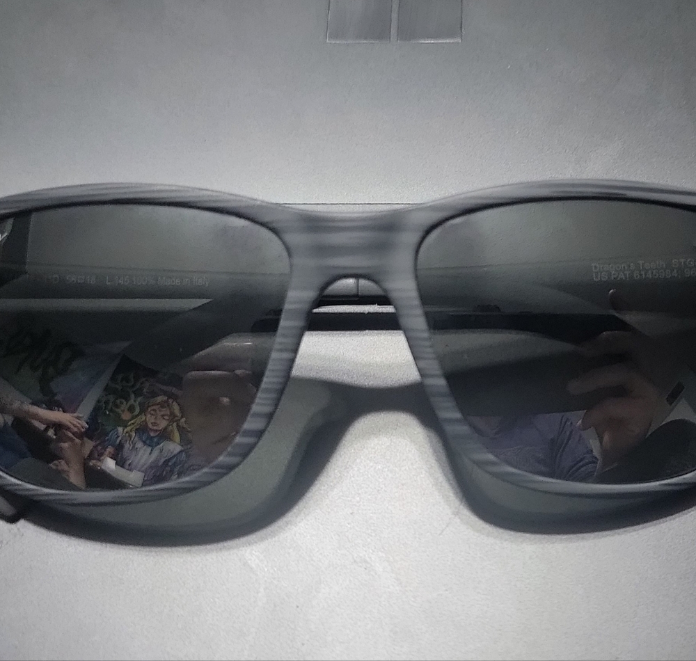 Maui Jim Dragonsteeth - Picture 2 of 5